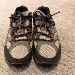 Boys Merrell shoes like new